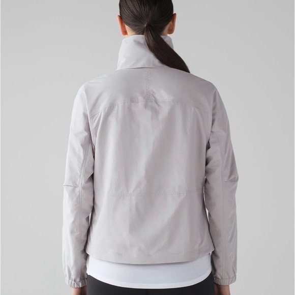 Lululemon Effortless Jacket - Picture 7 of 13